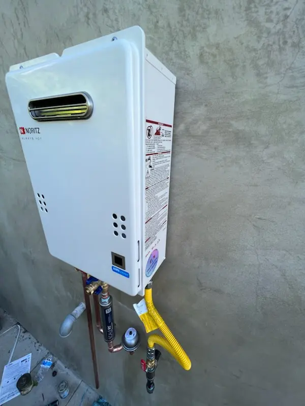 Tankless water heater installation for Carolines Lake View homes